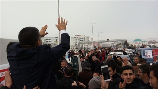 chp,-kars’ta-aday-tanitim-toplantisinda-bir-araya-geldi-(16).jpg