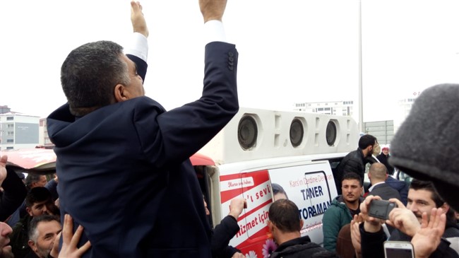 chp,-kars’ta-aday-tanitim-toplantisinda-bir-araya-geldi-(4).jpg