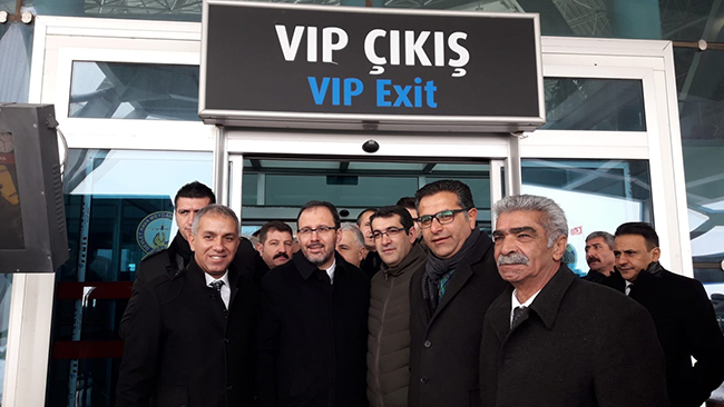 genclik-ve-spor-bakani-kasapoglu-kars’ta--(1).jpg