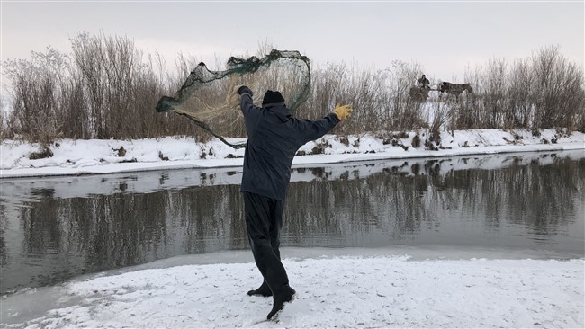 kars’ta-eksi-20’de-balik-avliyorlar-(9).jpg