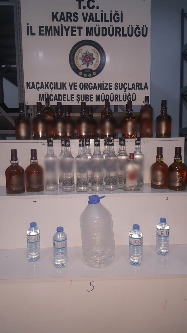 kars’ta-kacak-icki-operasyonu-(2).jpg