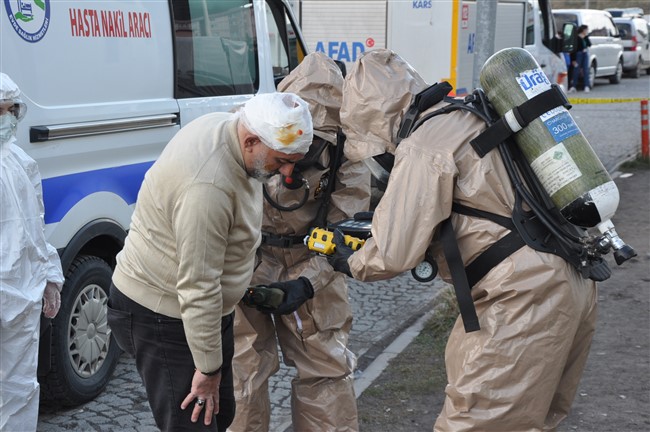 kars’ta-kbrn-tatbikati-gercegi-aratmadi!-(12).jpg