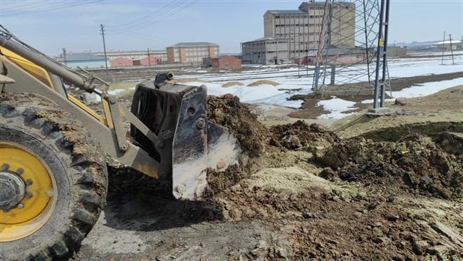 kars’ta-su-patlagi-yolu-cokertti!-(13).jpg