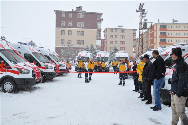 kars’ta-tam-donanimli-11-ambulans-hizmete-girdi--(1).jpg