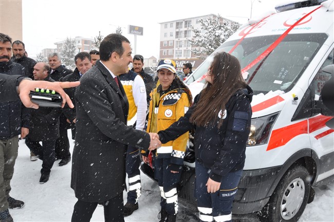 kars’ta-tam-donanimli-11-ambulans-hizmete-girdi--(7).jpg