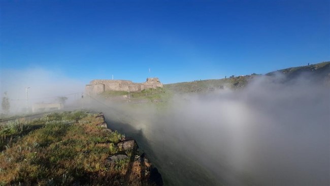 kars,-sis-bulutlari-arasinda-kayboldu-(1).jpg