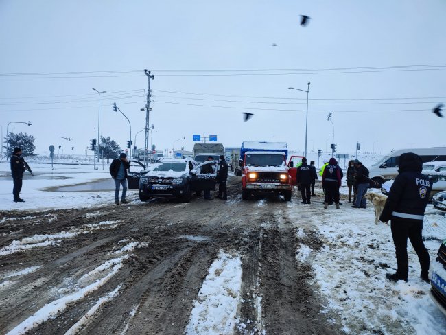 kars-polisinden-“sok”-uygulama!.jpeg