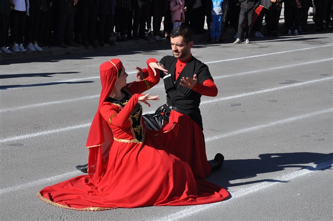 karsin-dusman-isgalinden-kurtulusu-kutladi-(8).jpg