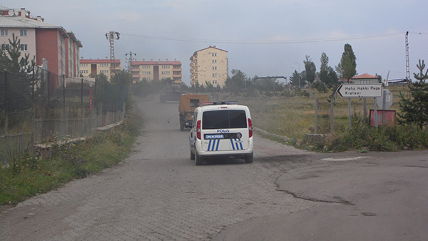 karsta-darbeci-tank,-kislaya-geri-dondu!-(10).jpg