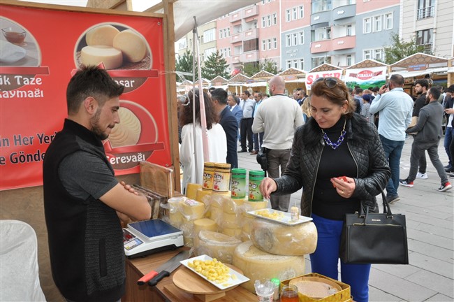 turkiye’nin-yoresel-peynirleri-kars’ta-gorunceye-cikti-(13).jpg