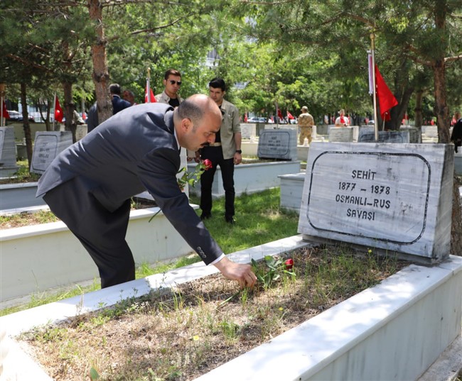 vali-vekili-dogu’dan-bayram-ziyareti!-(1).jpg