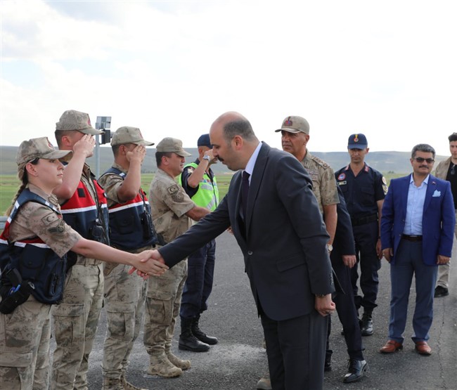 vali-vekili-dogu’dan-bayram-ziyareti!-(5).jpg