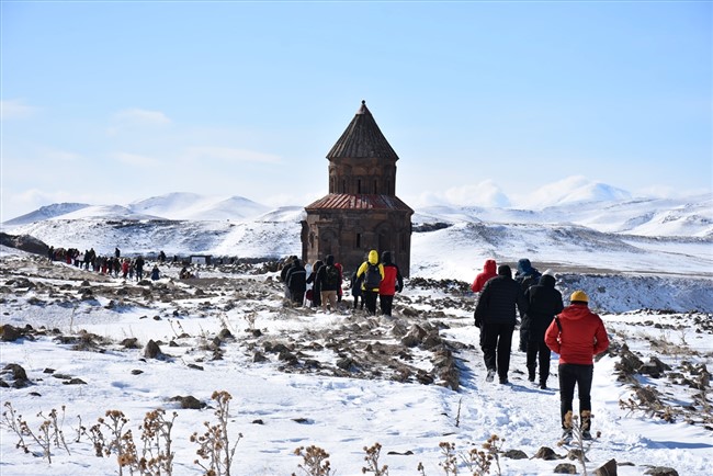 avrupa-birligi-buyukelcileri-medeniyetler-besigi-aniye-hayran-kaldi-(12).jpg