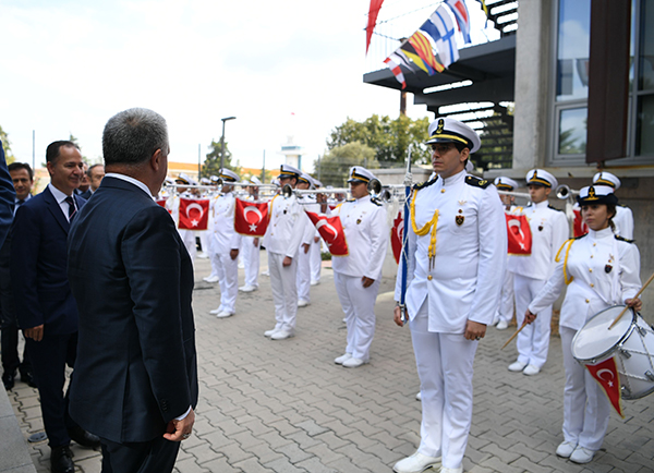 bakan-arslan,-piri-resi-universitesi-akademik-yili-acilis-torenine-katildi-(3).jpg