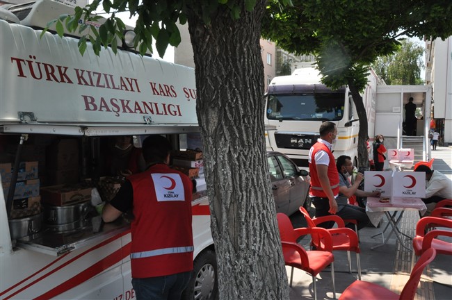 kan-stoklari-azalan-kizilay’da-kan-bagisi!-(9).jpg