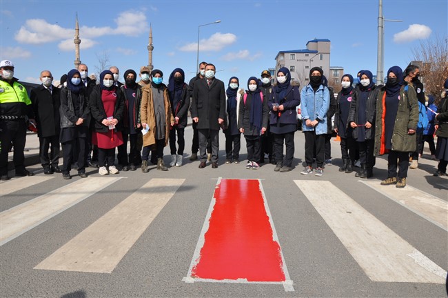 kars’ta-kirmizi-cizgi-cekildi-(7).jpg