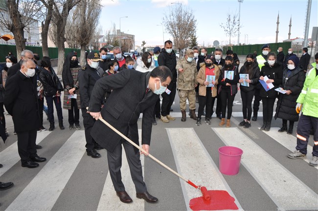 kars’ta-kirmizi-cizgi-cekildi-(8).jpg