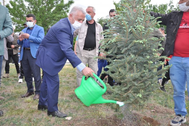 kars’ta-protokol,-cocuklarla-bulustu!-(12).jpg