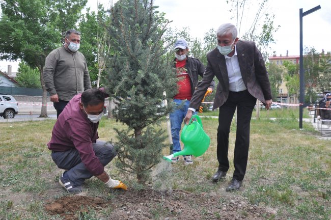 kars’ta-protokol,-cocuklarla-bulustu!-(15).jpg