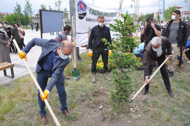 kars’ta-protokol,-cocuklarla-bulustu!-(18).jpg