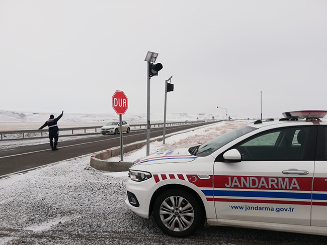 kars’ta-sahte-plaka-uygulamasi!-(2).jpg