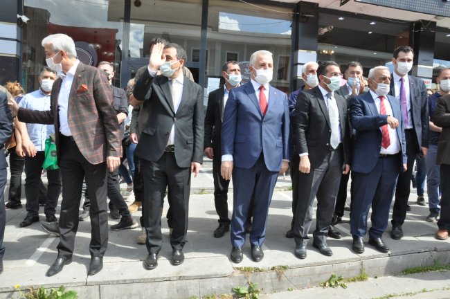 kars’ta-terorden-arindirilan-belediye-makine-parkini-guclendiriyor-(5).jpg